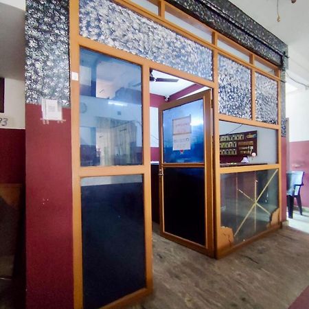 Omega Tourist Home Thrissur Extérieur photo