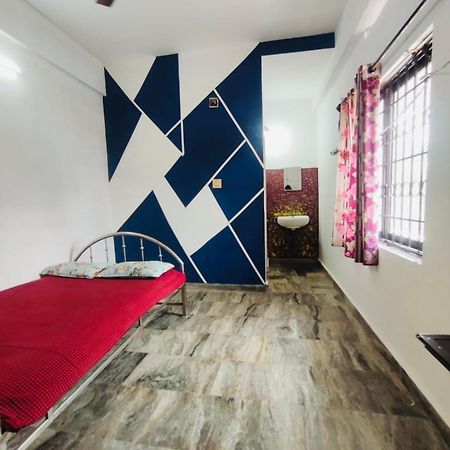Omega Tourist Home Thrissur Extérieur photo